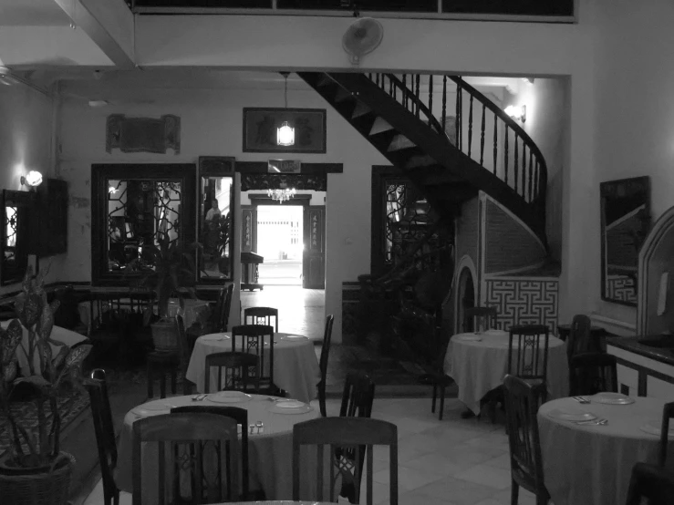 this is a black and white po of a dinning area