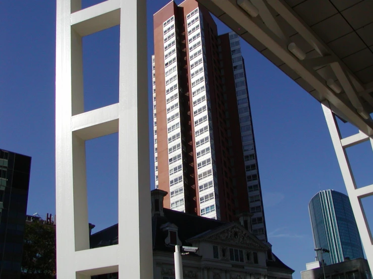 an image of tall buildings in the city