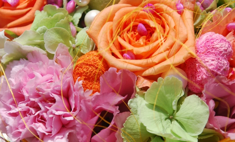 many different colors of flowers in a bouquet