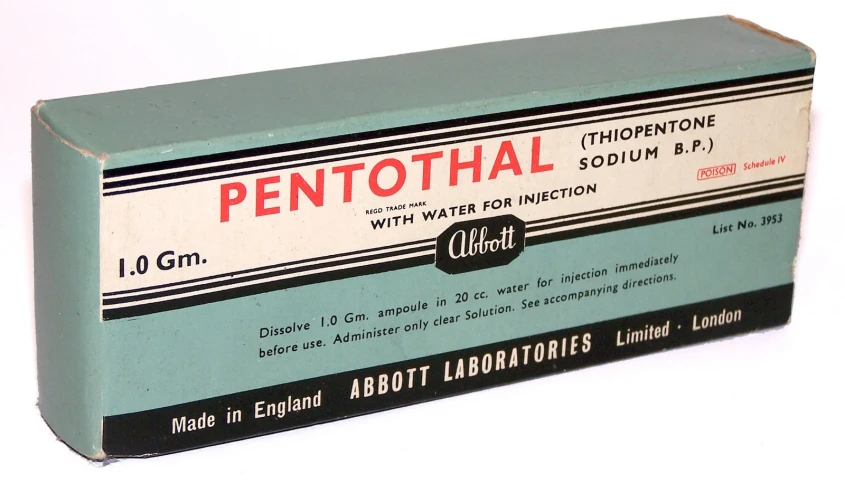 the empty medicine box for pentotal is blue