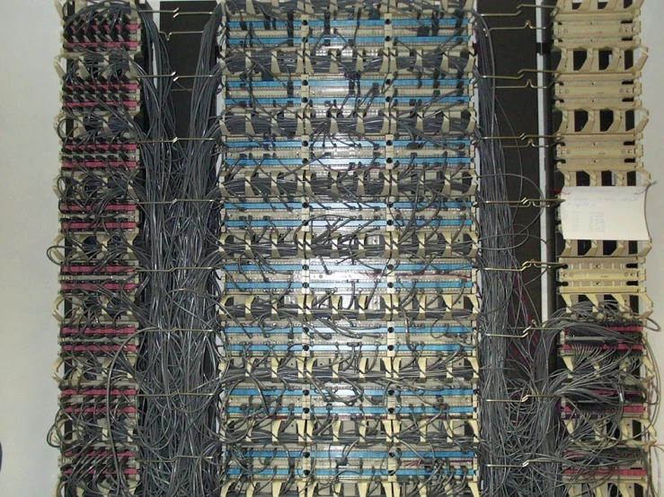 an image of many wires in one box