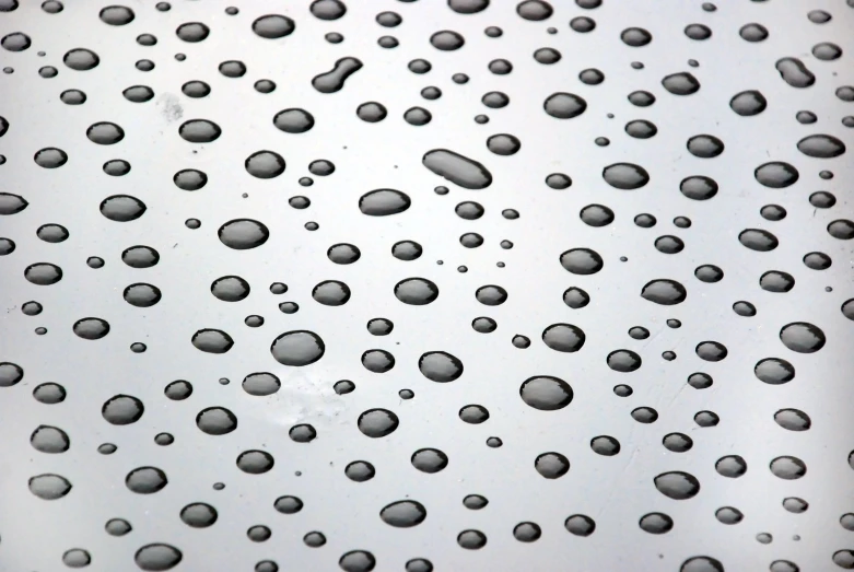 the droplets on the top of a water bottle