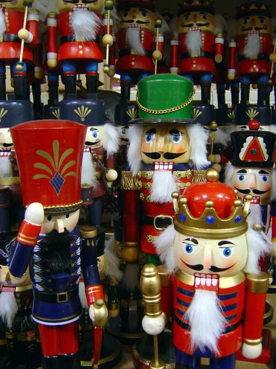 many totem dolls and other nuters are displayed