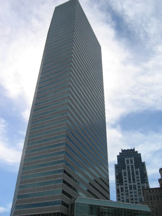 this is a po of an office building taken from the ground