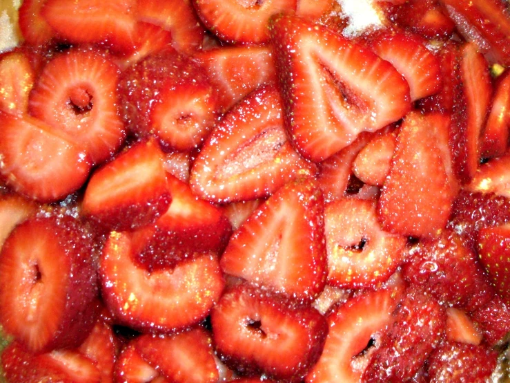 a lot of strawberries are shown in this picture