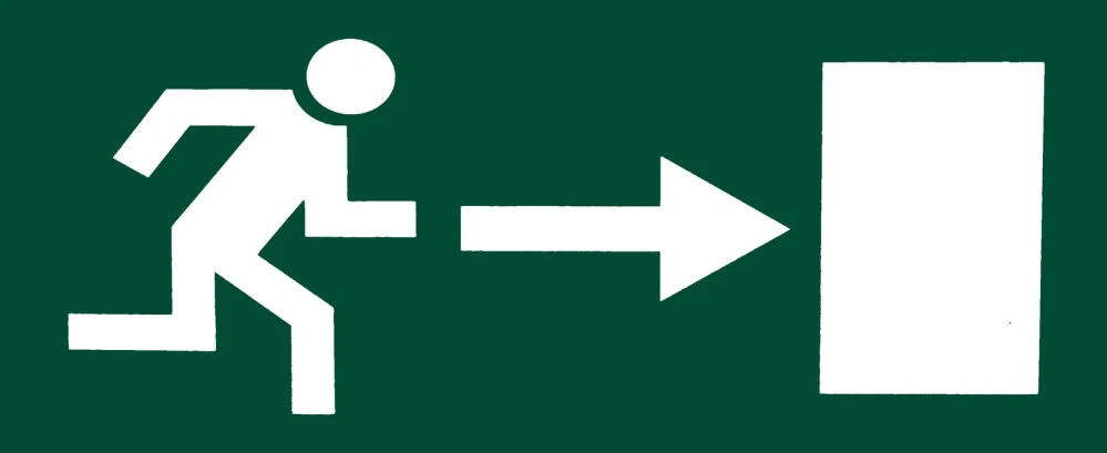 an arrow is pointing at the left lane sign