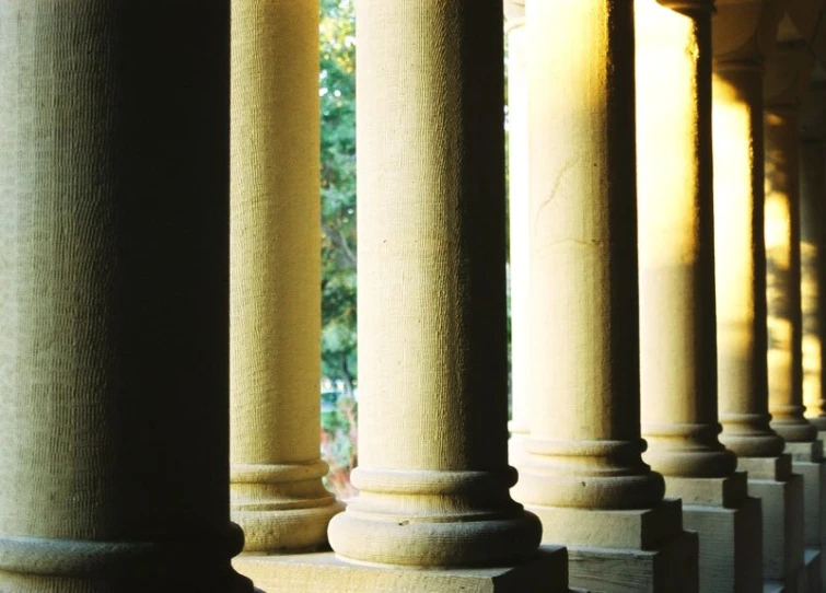 an image of columns in the city that are light