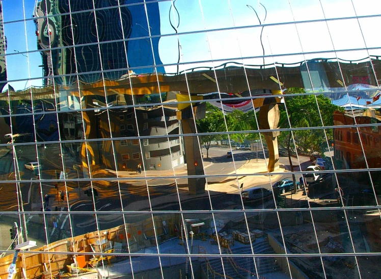 the construction site behind the mesh gate is blurry