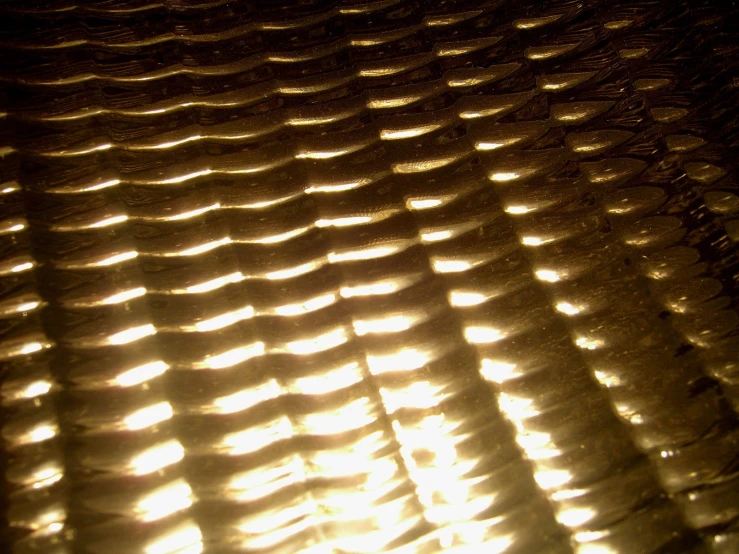 a closeup image of some shiny light