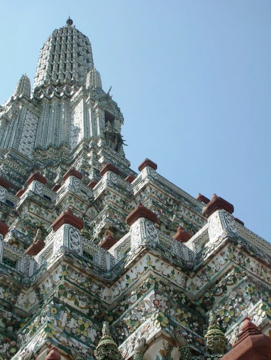 a very tall structure with ornate decoration on it