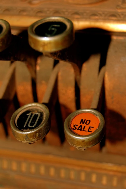 there is a close up image of keys on a vintage piano