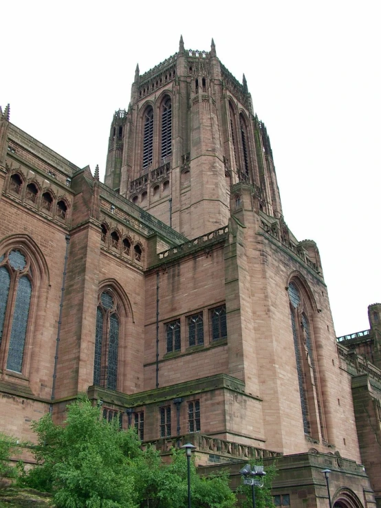 this building has a tower on top and a clock