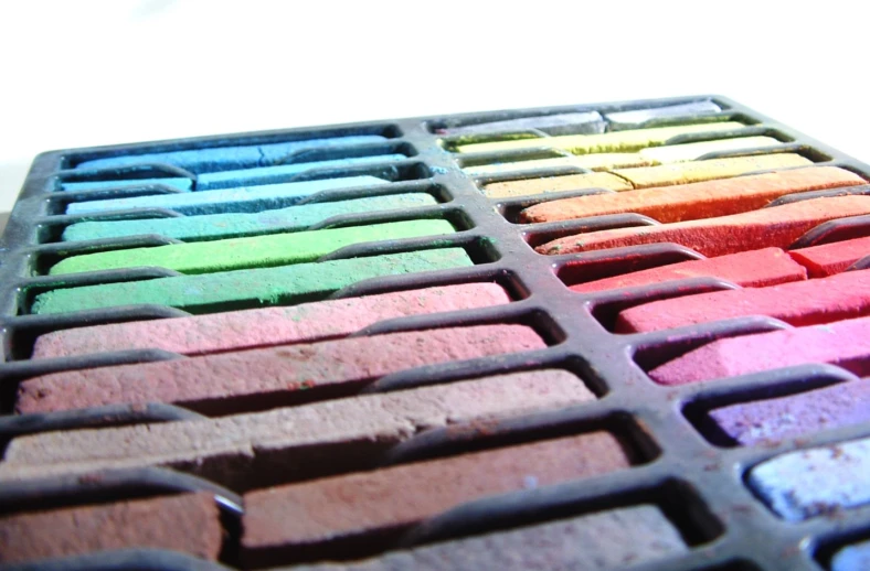the colorful pigments are in the tray