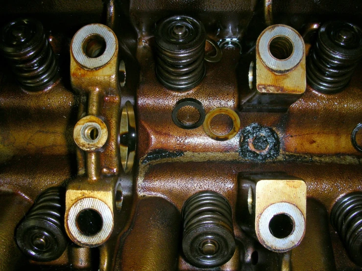 the oil pump head and gear in the engine