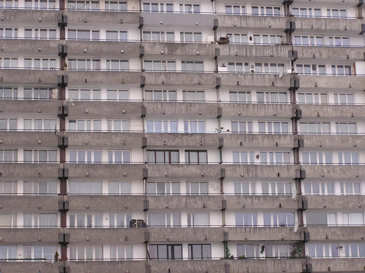 a very large building that looks to be made of windows