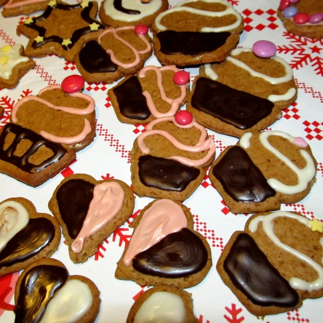 many small treats are laying out on the table