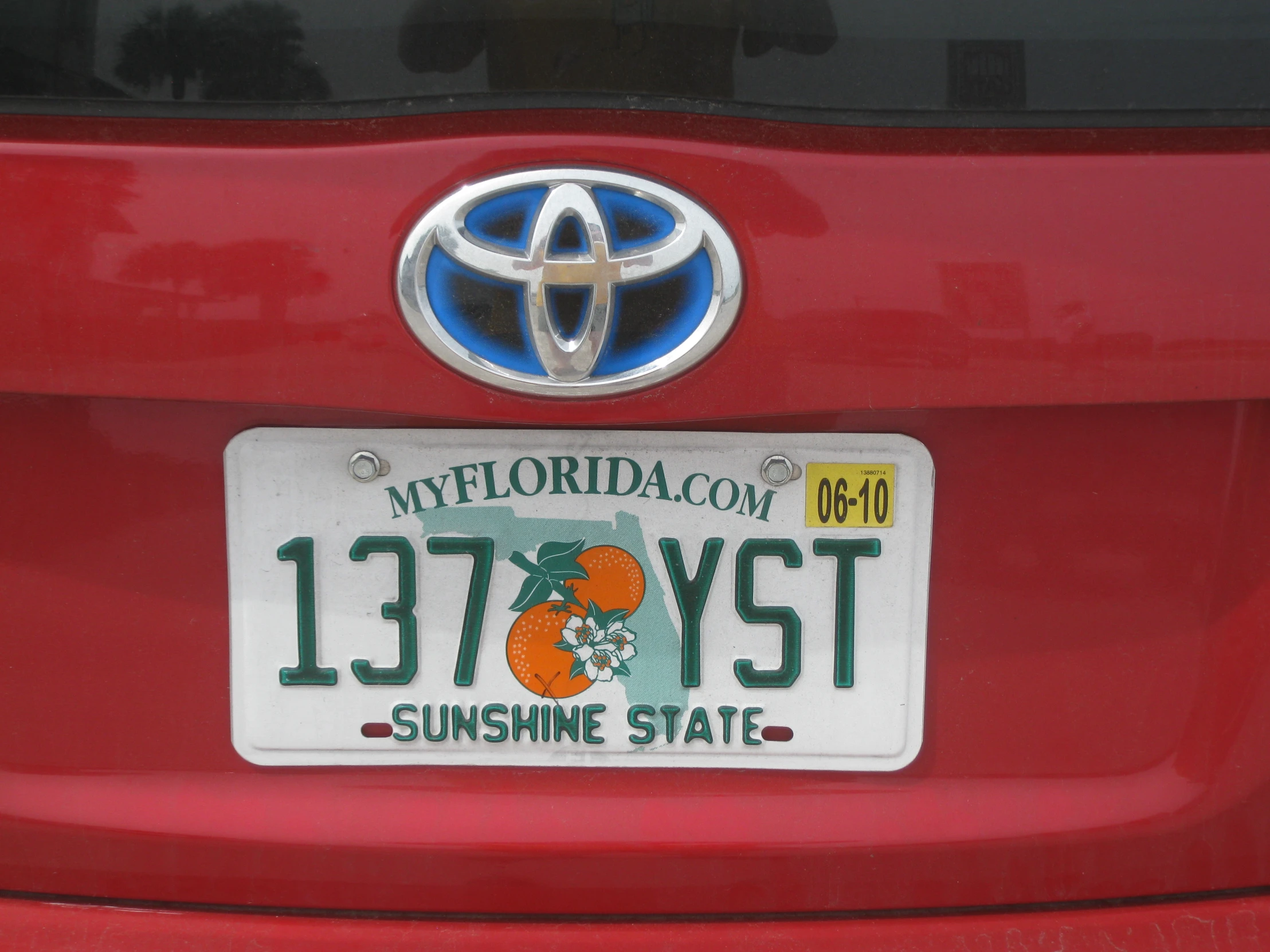 a car has a florida license plate attached