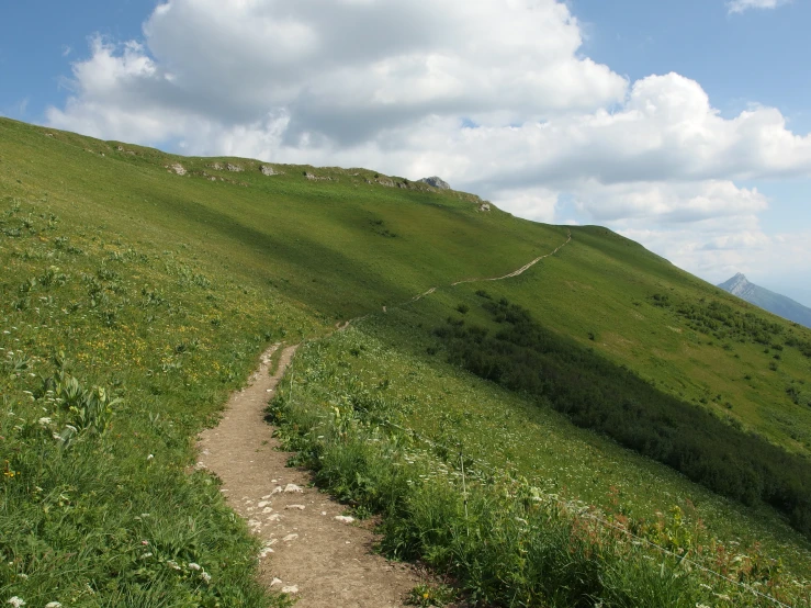 the path down the hill to reach the summit