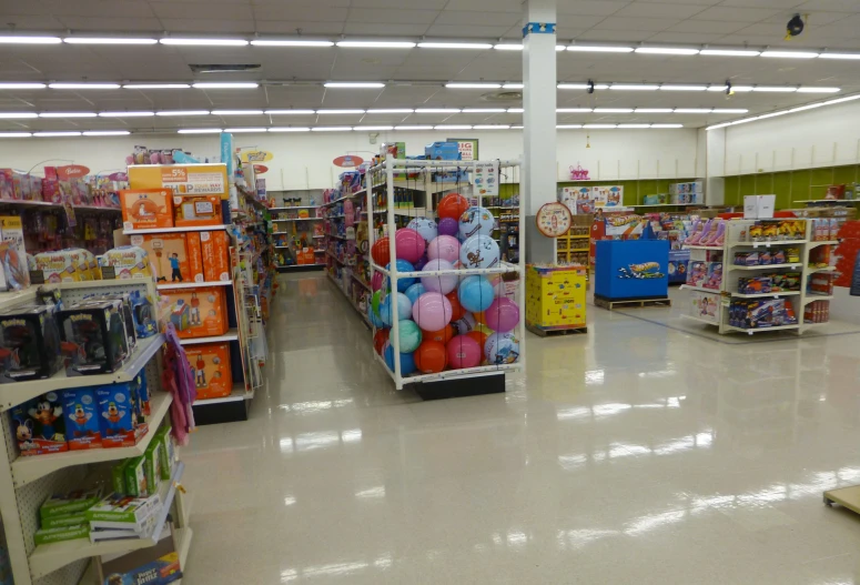 a grocery store filled with lots of different colors