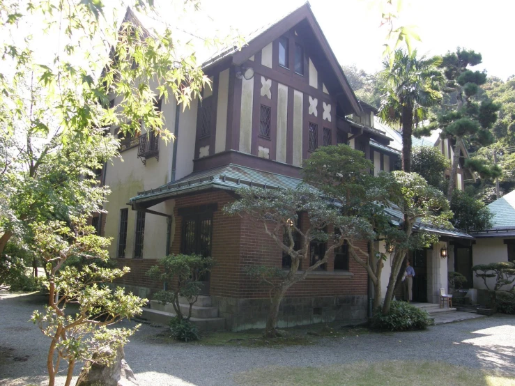 a big house in the countryside with nice architecture