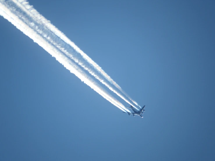 the planes smoke behind their trailing smoke