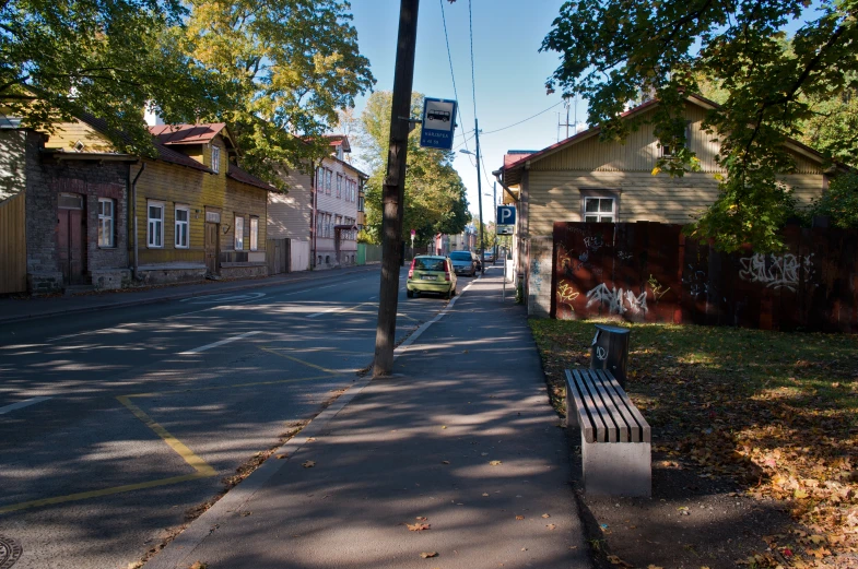 the street is quiet, it's hard to tell if this is a beautiful place