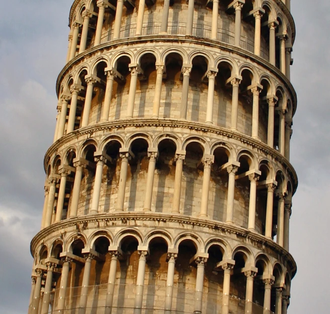 the tower of the leaning building is made of stone