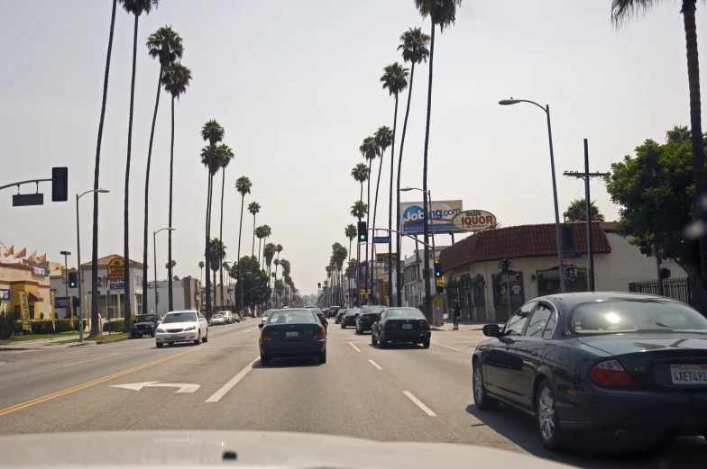 a city street filled with lots of traffic