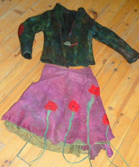 an image of dress that is made up of cloth