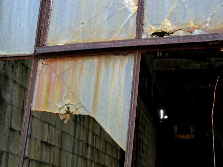 the corner of a building that has been completely ripped off