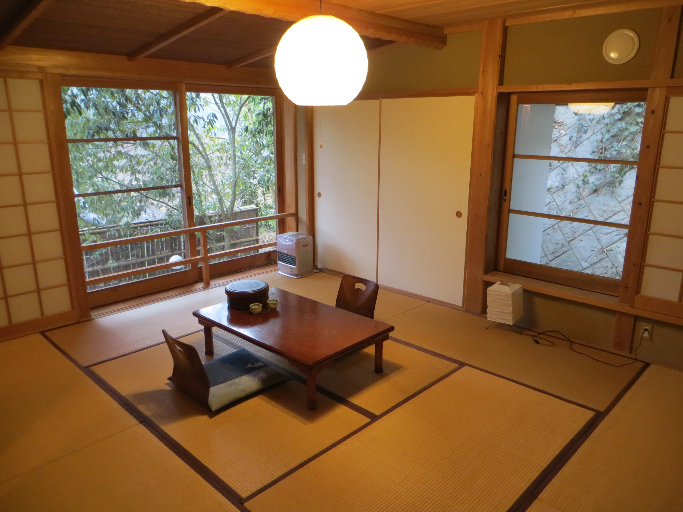 a room with some furniture and windows