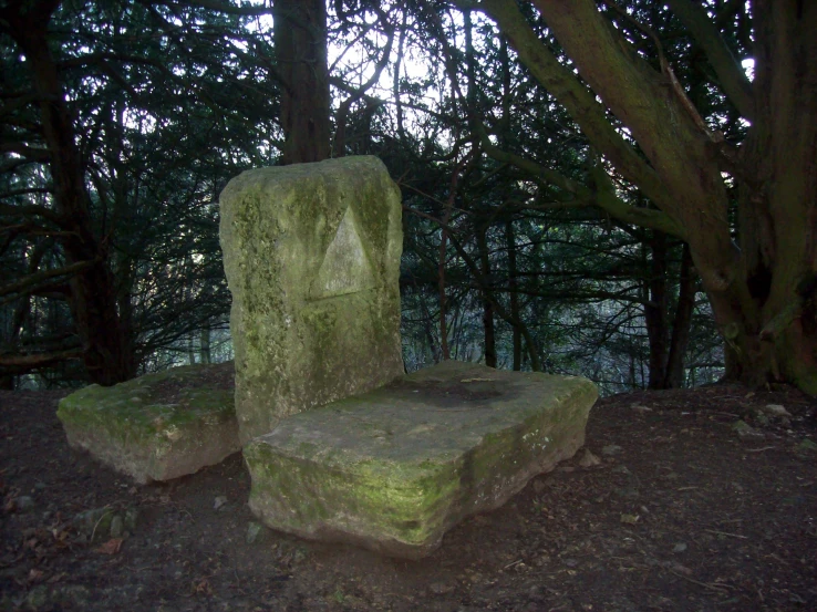 the seat on the rock is made up with a triangle