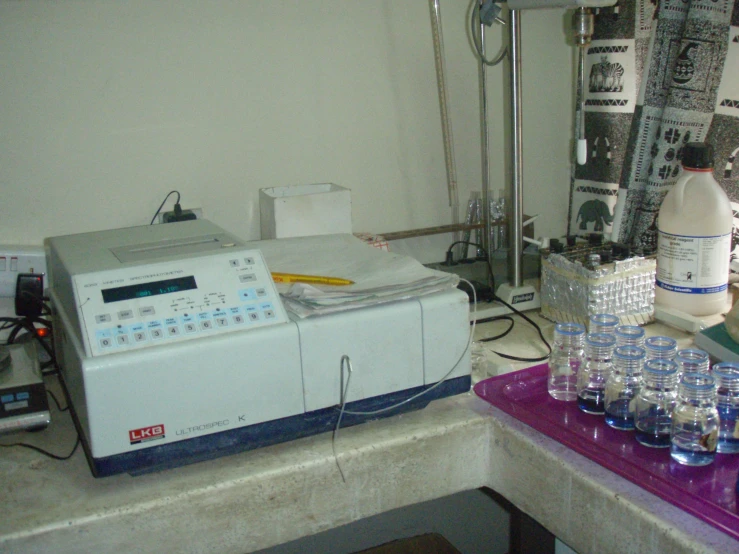 an image of the laboratory equipment used to record data