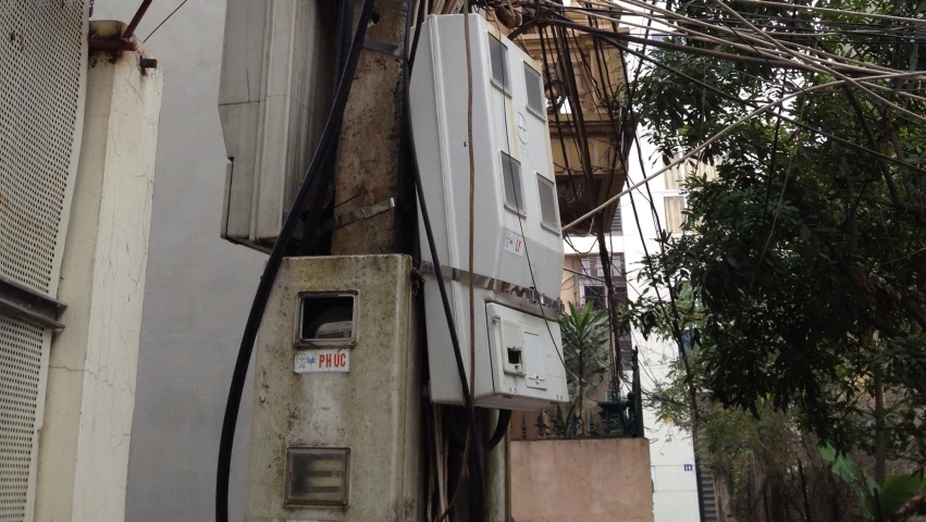 there are old cell phone boxes all over this street