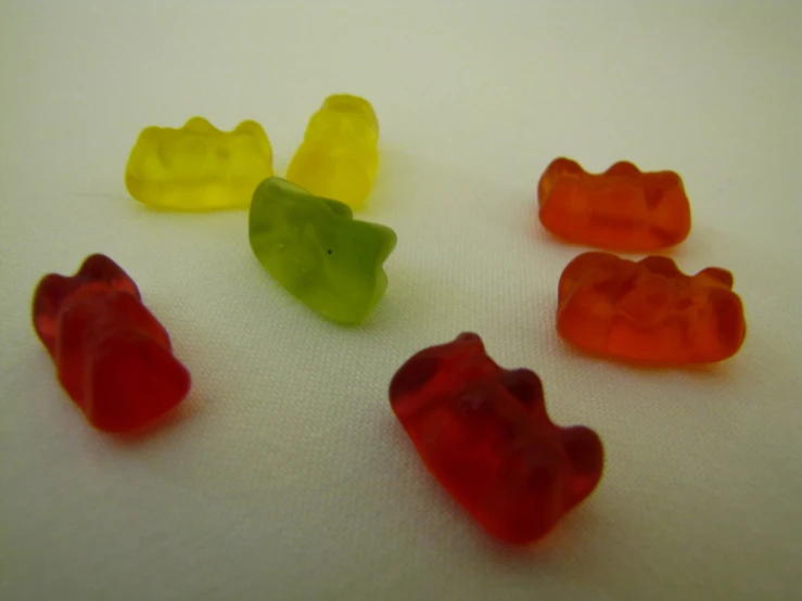 gummy bears are arranged in many different colors