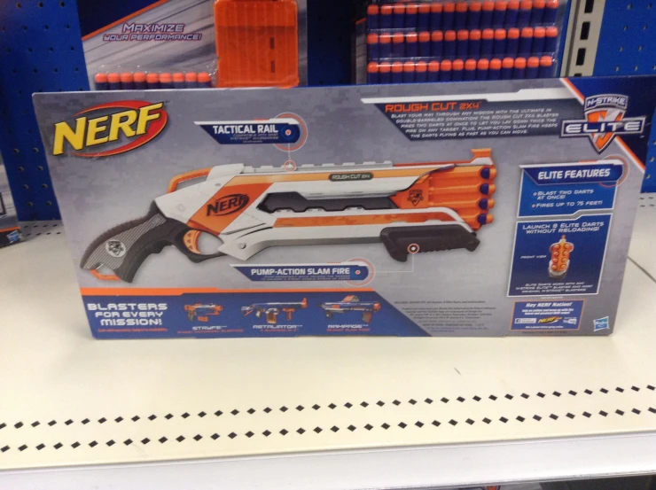 the nerf nerf kit is on display in the store