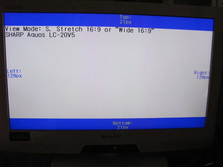 a computer monitor with an error message on the screen
