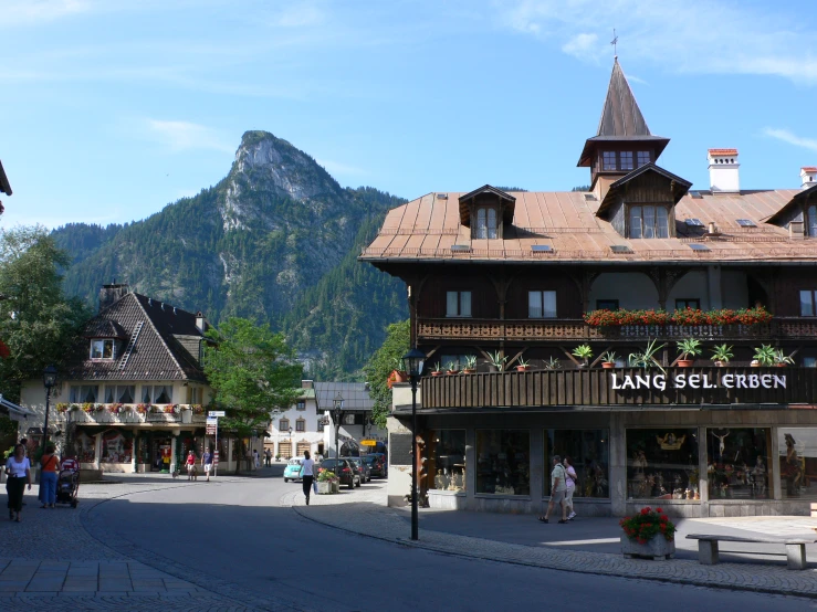 a very cute building on the side of a road