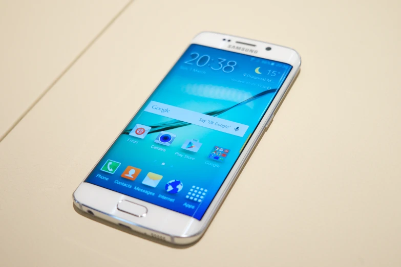 the front view of a samsung galaxy s6 phone