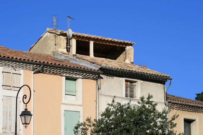 a picture of some buildings in the daytime