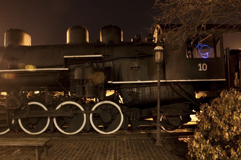 a close up view of an old steam engine