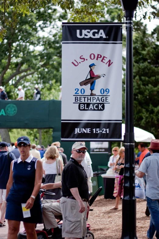 an image of a crowd at an outdoor event