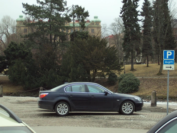 an image of a car at a parking lot