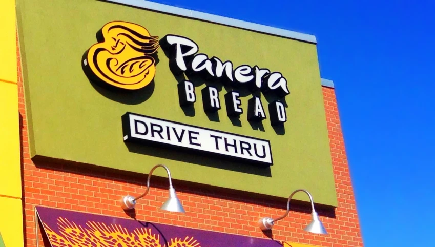 a sign for an oriental restaurant called panera bread