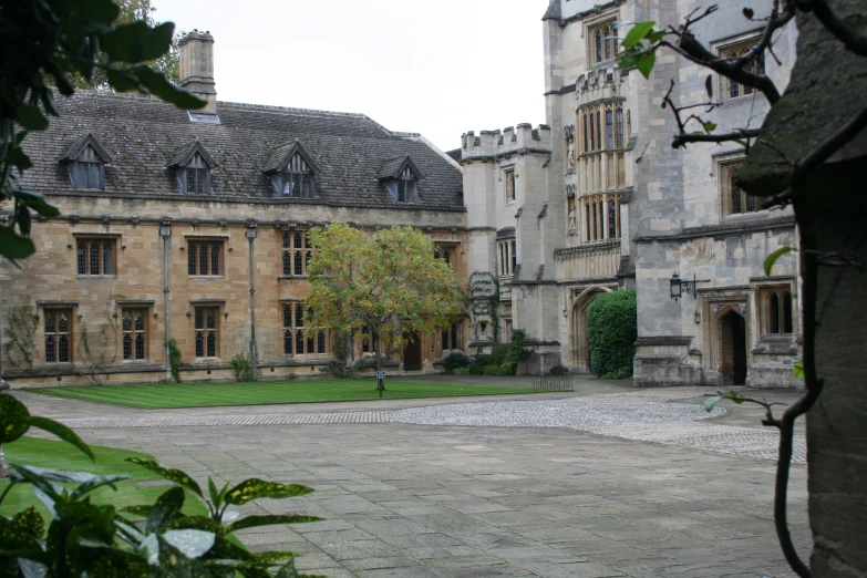 an empty courtyard inside of a castle