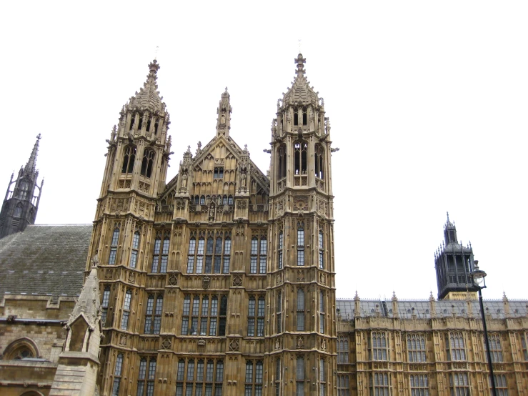 large and ornate building in the center of a city