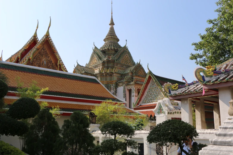 several roofs with many designs on them