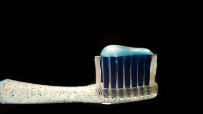 closeup of a tooth brush with a plastic head