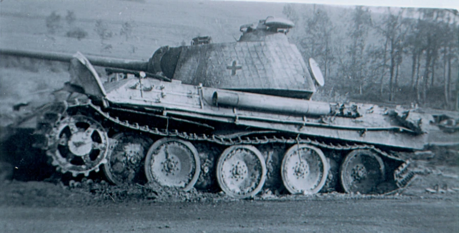 a tank with multiple wheels on top of it