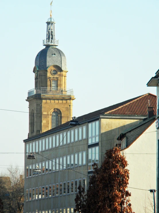 there is a building that has a large tower on top